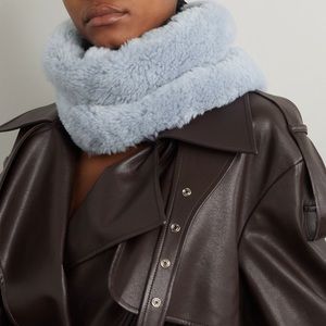 Yes Salamon wool snood NWOT, light blue 100% wool